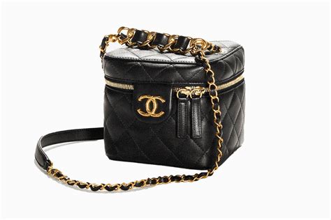 chanel vanity rihanna|chanel vanity bag styles.